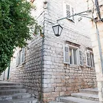 Casa Gojave - Authentic Hvar House With Garden 흐바르