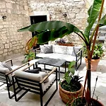 Feriehus Casa Gojave - Authentic Hvar House With Garden *