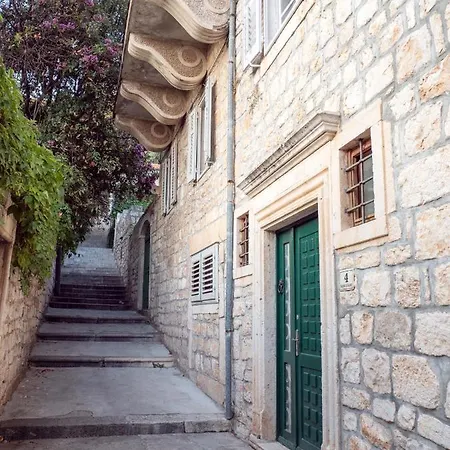 Casa de Férias Casa Gojave - Authentic Hvar House With Garden Hvar Town