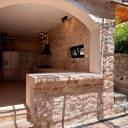 펜션 Casa Gojave - Authentic Hvar House With Garden