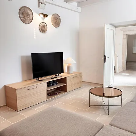 Casa Gojave - Authentic Hvar House With Garden Holiday home